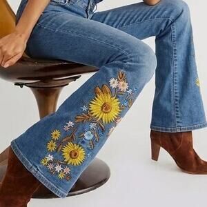 Telepatia Jeans Womens Size 0/24 Floral Embroider Sunflower Flare Blue Boho Y2K